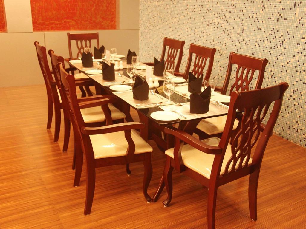 Saj Luciya -A Classified 4 Star Hotel Тривандрум Экстерьер фото